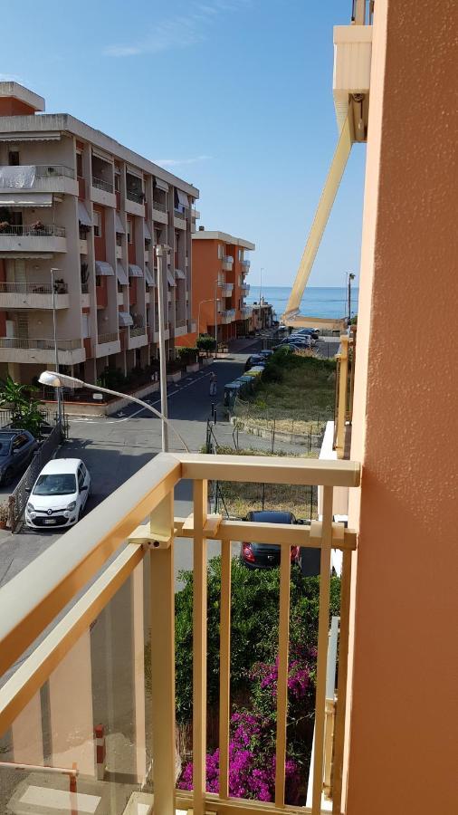 Apartamento Casalmare Via Asse Ventimiglia Exterior foto