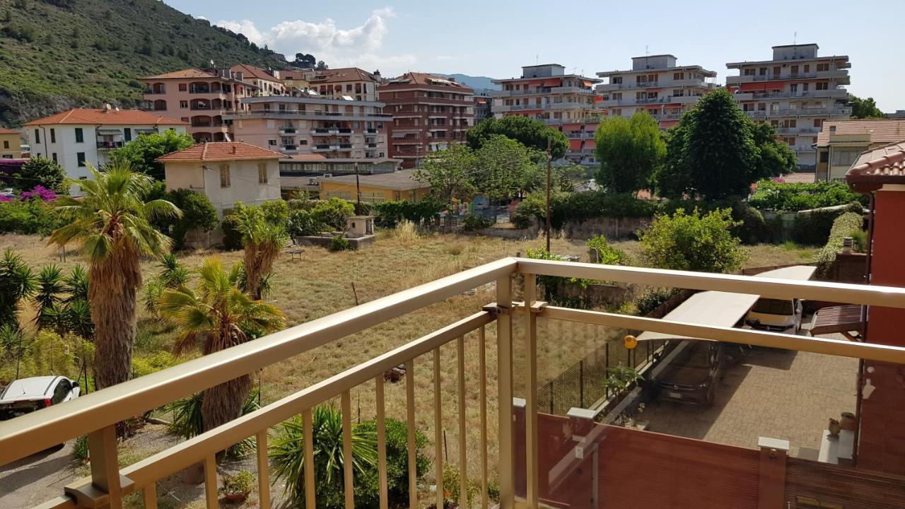 Apartamento Casalmare Via Asse Ventimiglia Exterior foto